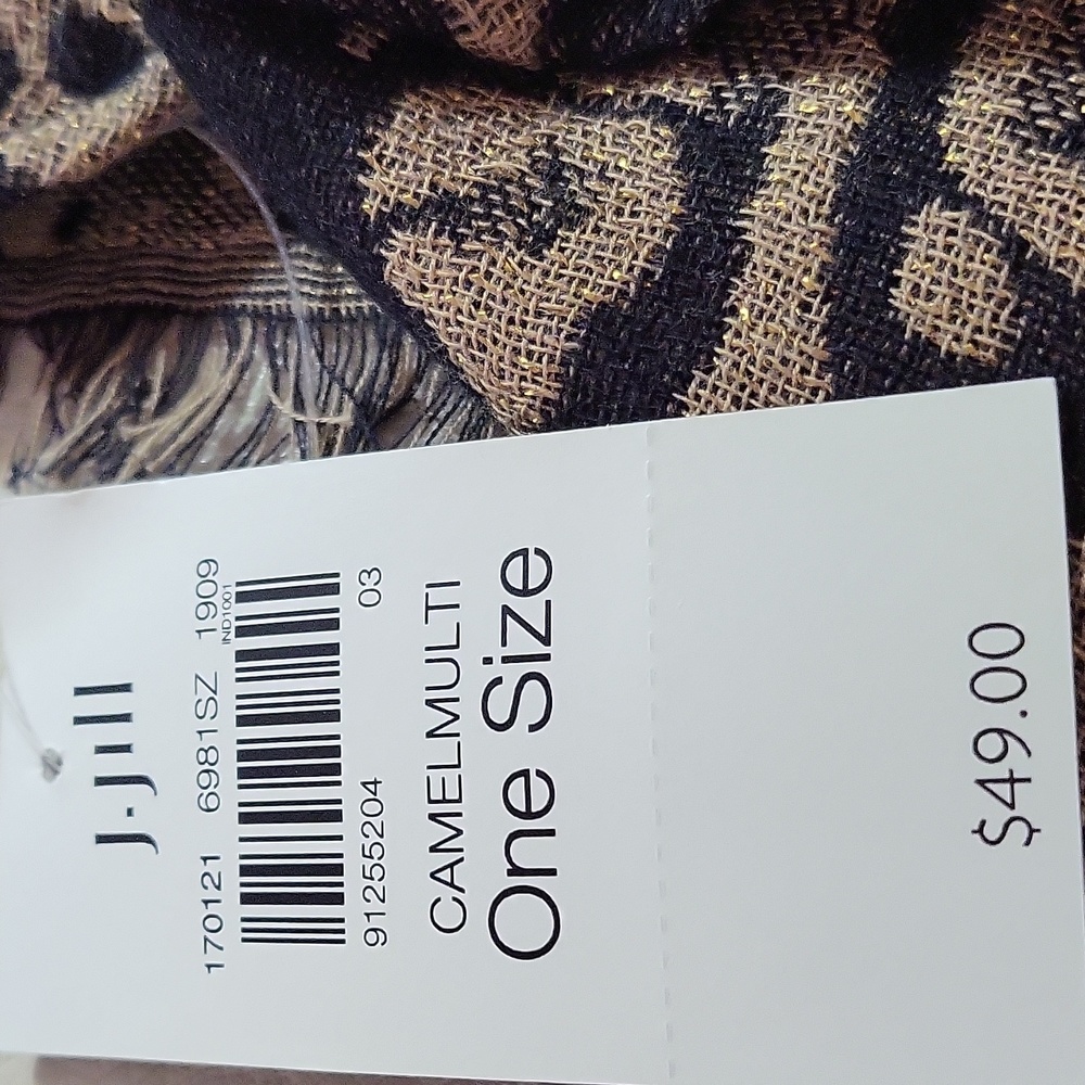 J Jill woman's Camelmulti multi-functional scarf wrap. One size. - Picture 10 of 11
